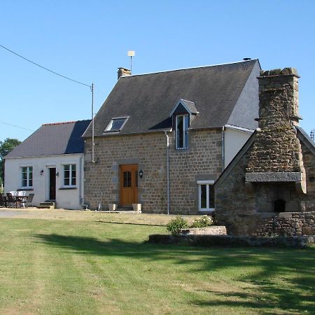 Bed and Breakfast La Blanche Roche Sourdeval Екстер'єр фото