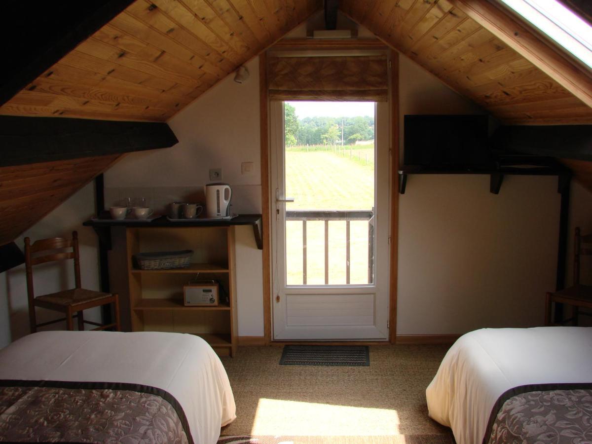 Bed and Breakfast La Blanche Roche Sourdeval Екстер'єр фото