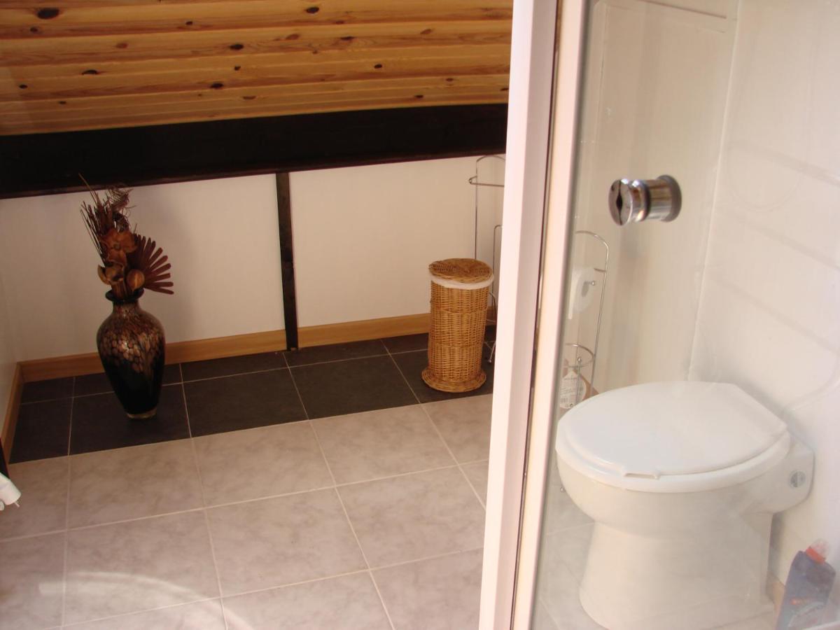Bed and Breakfast La Blanche Roche Sourdeval Екстер'єр фото
