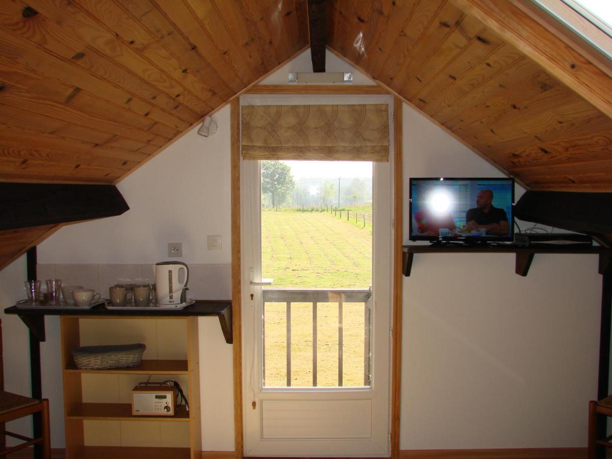 Bed and Breakfast La Blanche Roche Sourdeval Екстер'єр фото