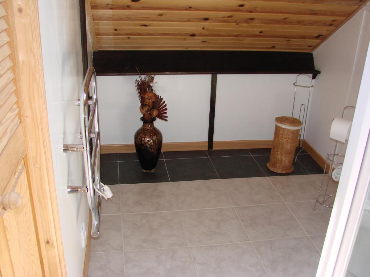 Bed and Breakfast La Blanche Roche Sourdeval Екстер'єр фото