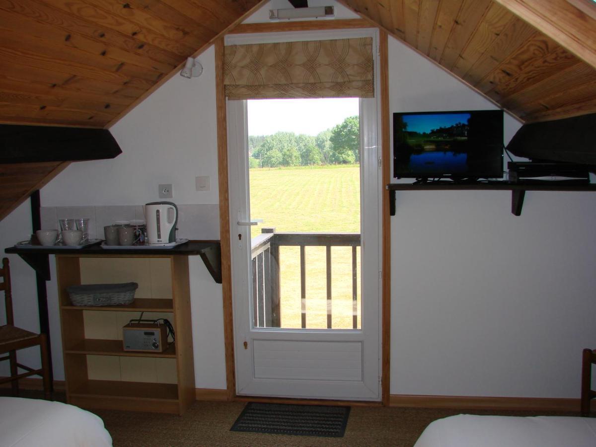 Bed and Breakfast La Blanche Roche Sourdeval Екстер'єр фото