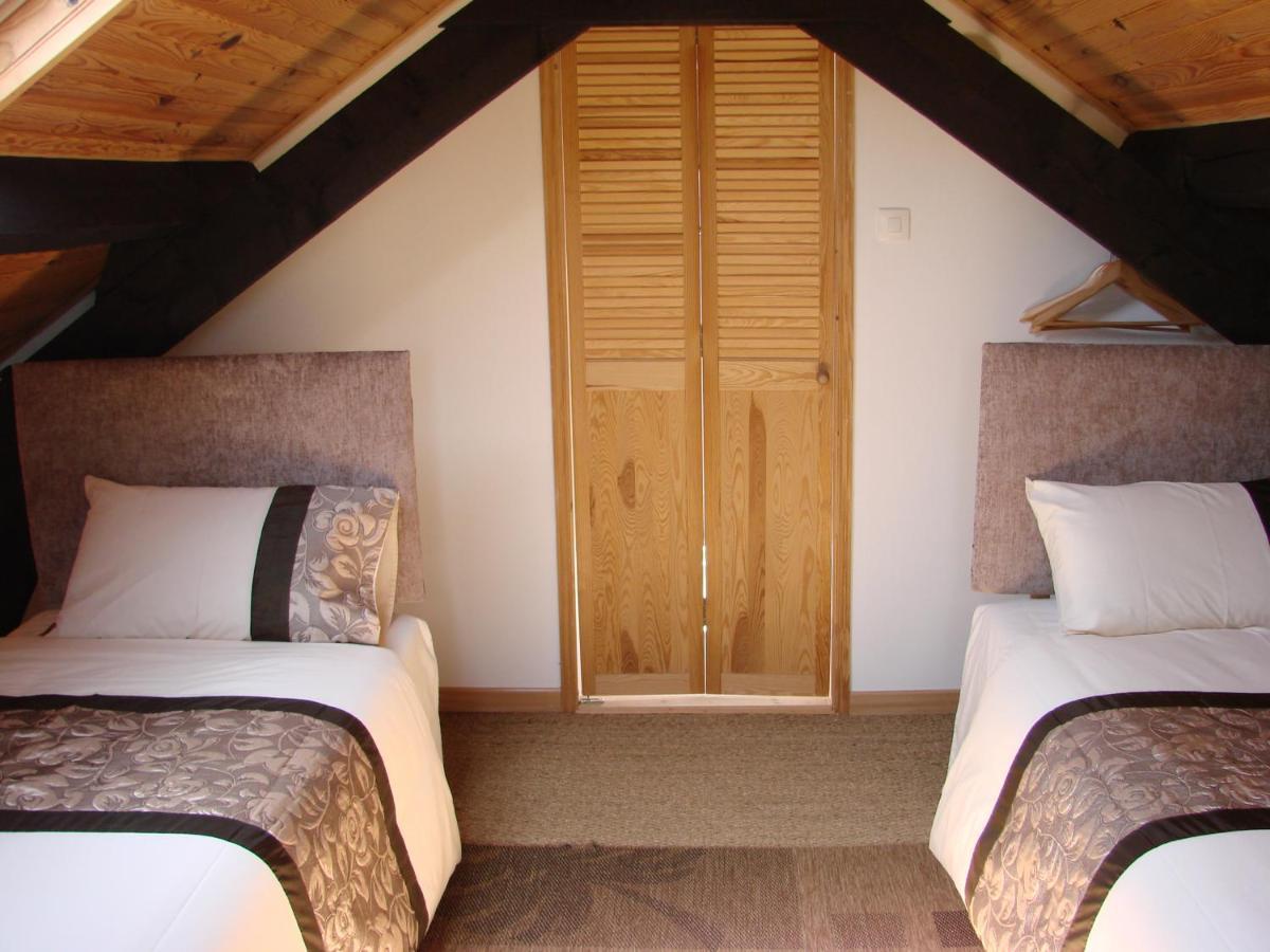 Bed and Breakfast La Blanche Roche Sourdeval Екстер'єр фото