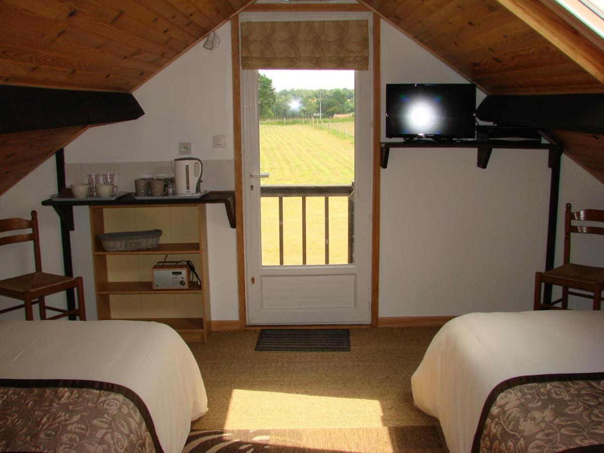 Bed and Breakfast La Blanche Roche Sourdeval Екстер'єр фото